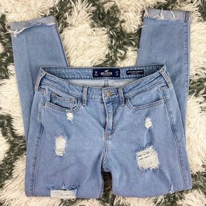 Holllister low rise Super Skinny Crop Jeans Size 5